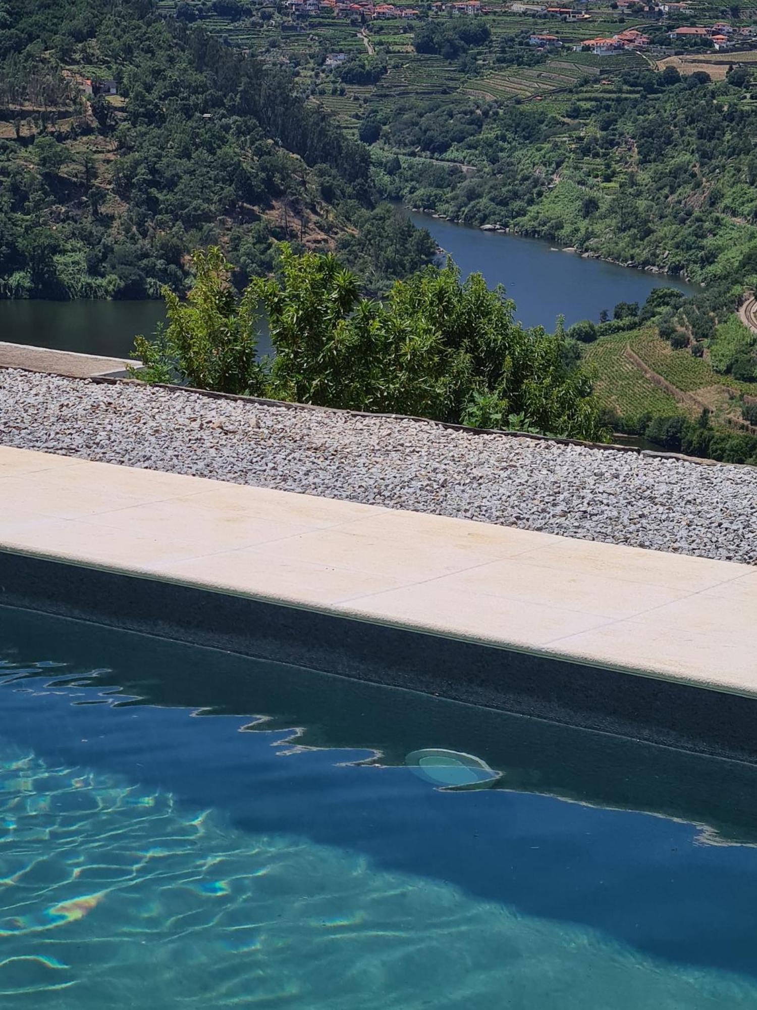 Quinta Do Fojo Valonguinho, Barro Bed & Breakfast Barro  ภายนอก รูปภาพ